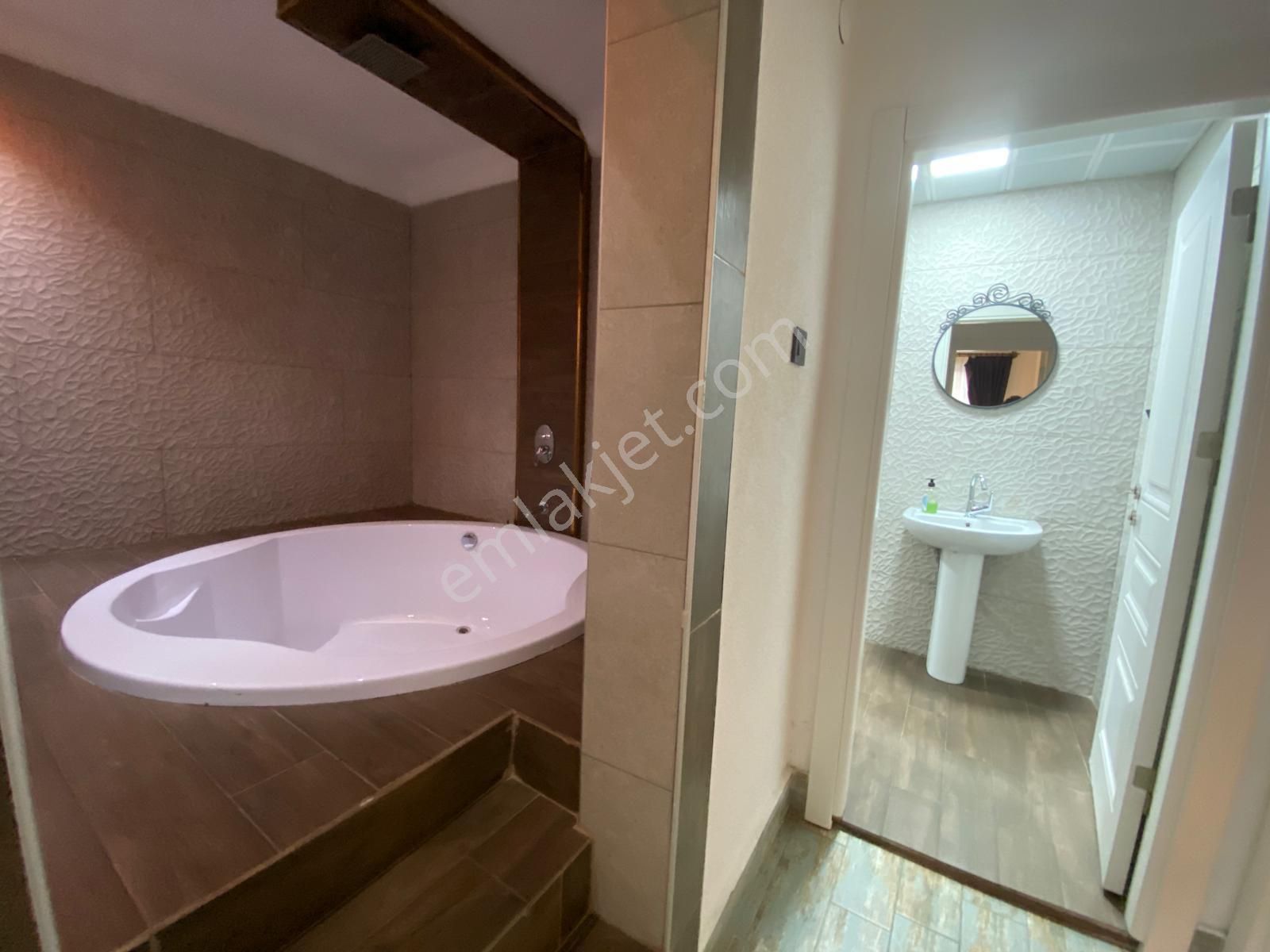 Çankaya Esat Lüks Küvetli Daireler 7/24 Resepsiyon Wifi + 165" Tv + Küvet - Görsel 6