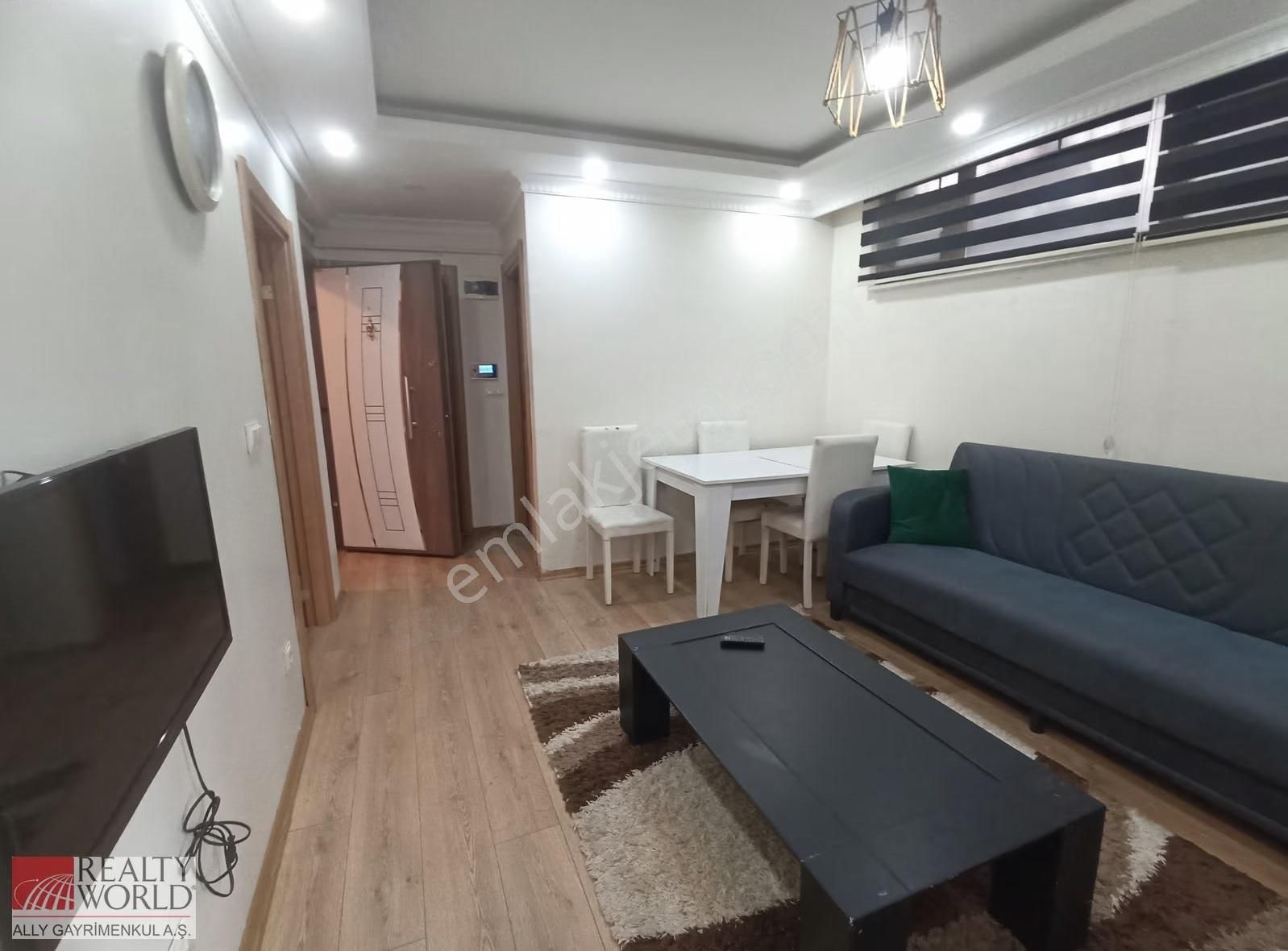 Metrolara 400 Metre Mesafede 1+1 Eşyalı Satılık Daire... - Görsel 3