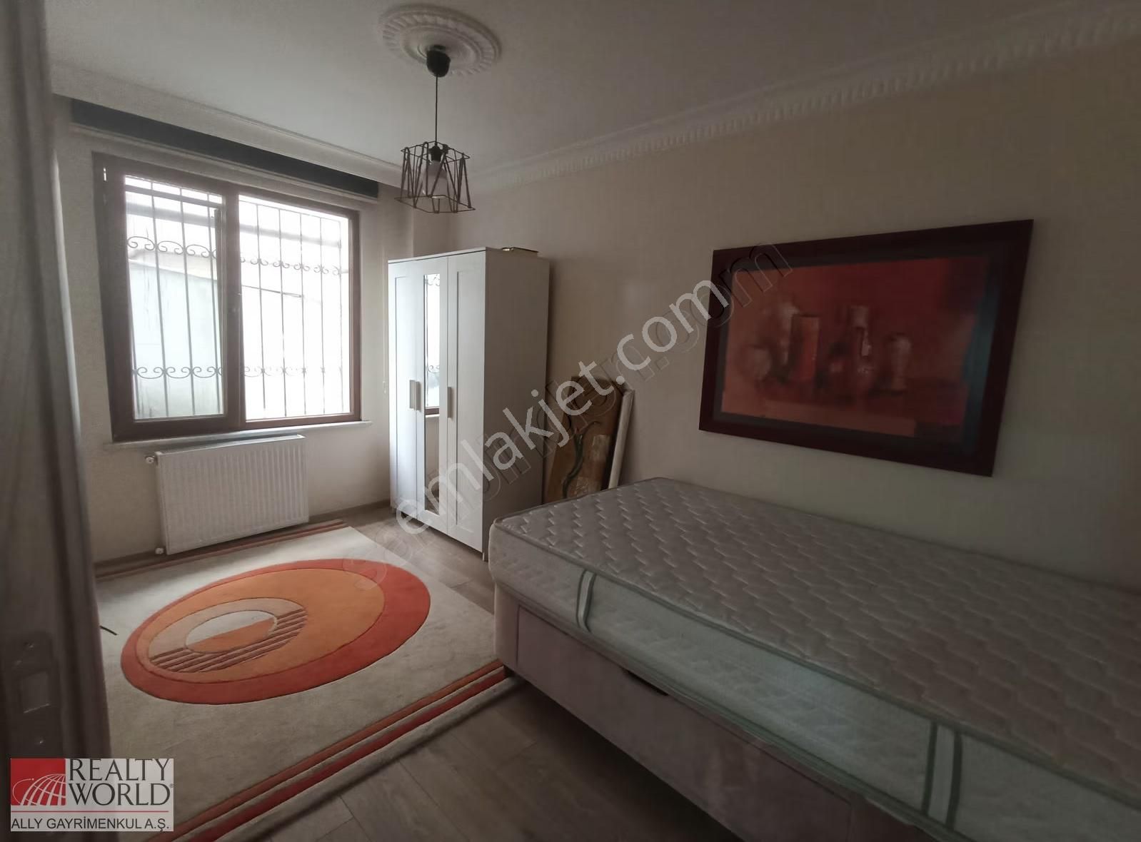 Metrolara 400 Metre Mesafede 1+1 Eşyalı Satılık Daire... - Görsel 8