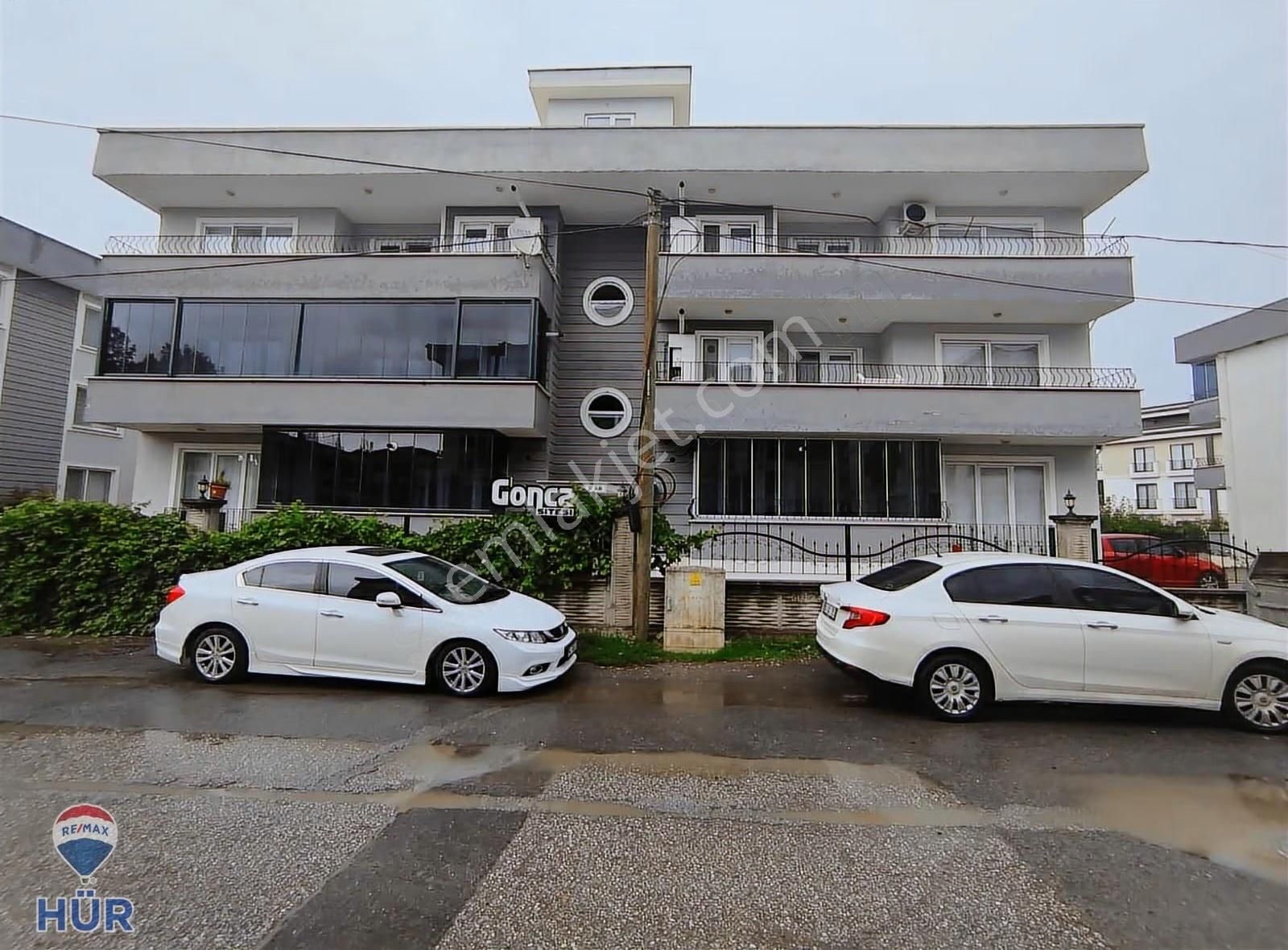 Remax-hür Özlem Şimşek'ten Serdivan Yazlıkta 3+1 Satılık Daire