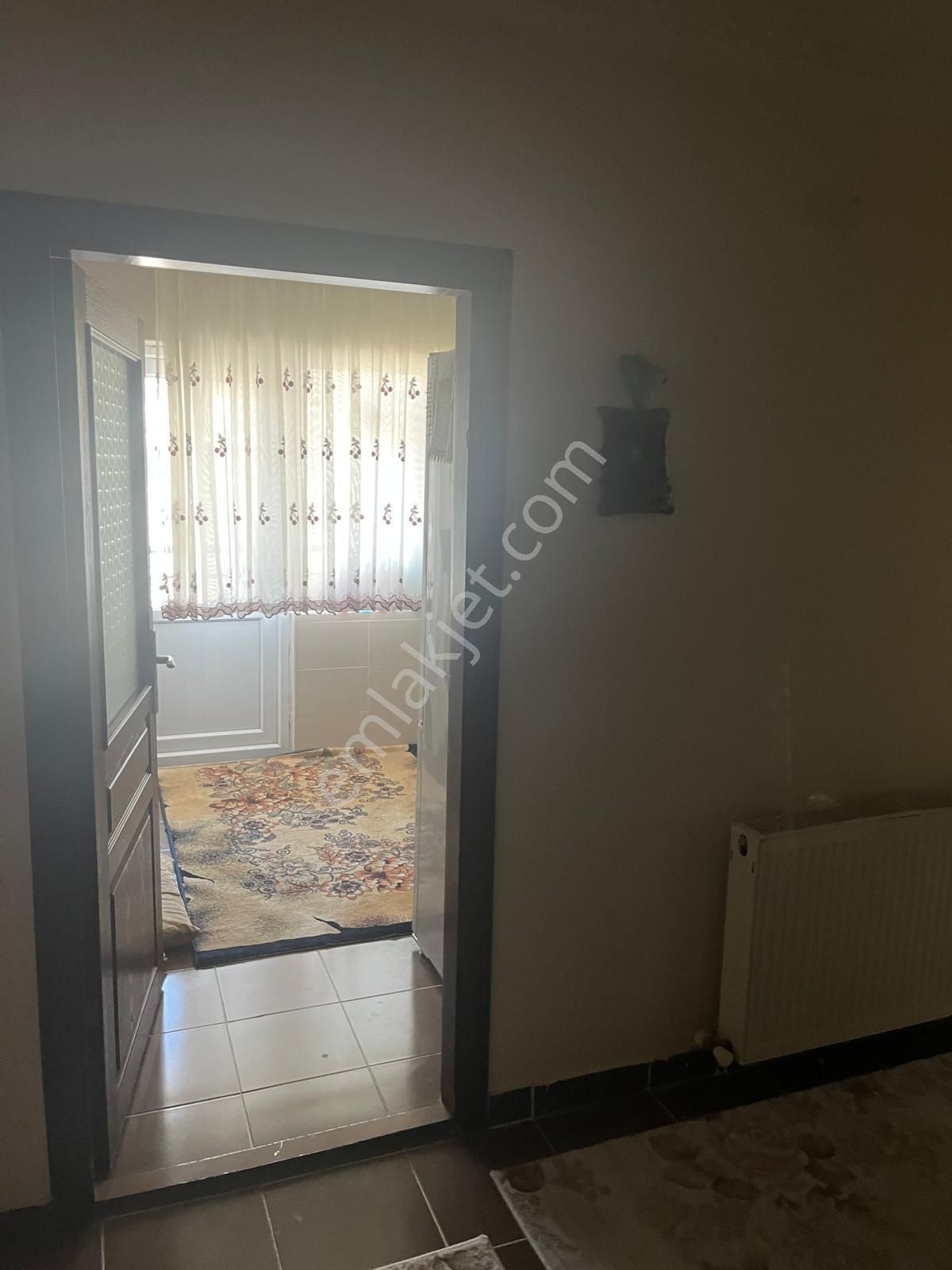 Piyade Mahallesinde 3. Kat 3+1 İskanlı, Çift Balkonlu, Masrafsız Daire – Ulaşıma Ve Okula Yakın! - Görsel 6