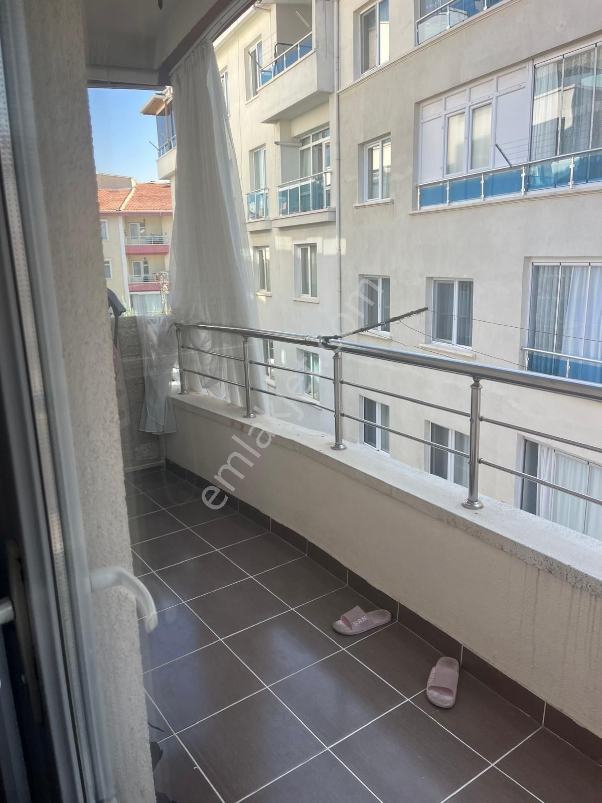 Piyade Mahallesinde 3. Kat 3+1 İskanlı, Çift Balkonlu, Masrafsız Daire – Ulaşıma Ve Okula Yakın! - Görsel 15