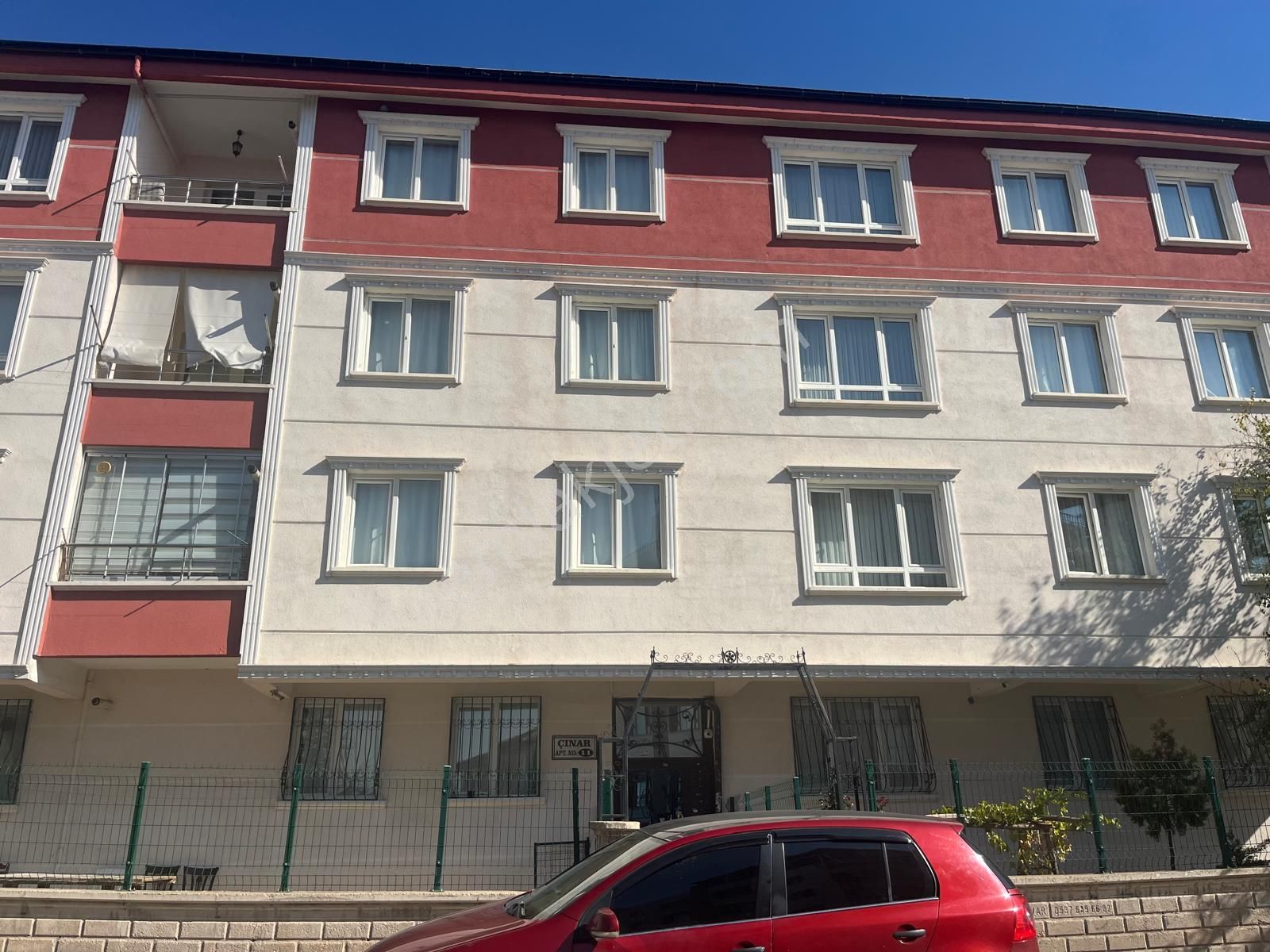 Piyade Mahallesinde 3. Kat 3+1 İskanlı, Çift Balkonlu, Masrafsız Daire – Ulaşıma Ve Okula Yakın! - Görsel 16