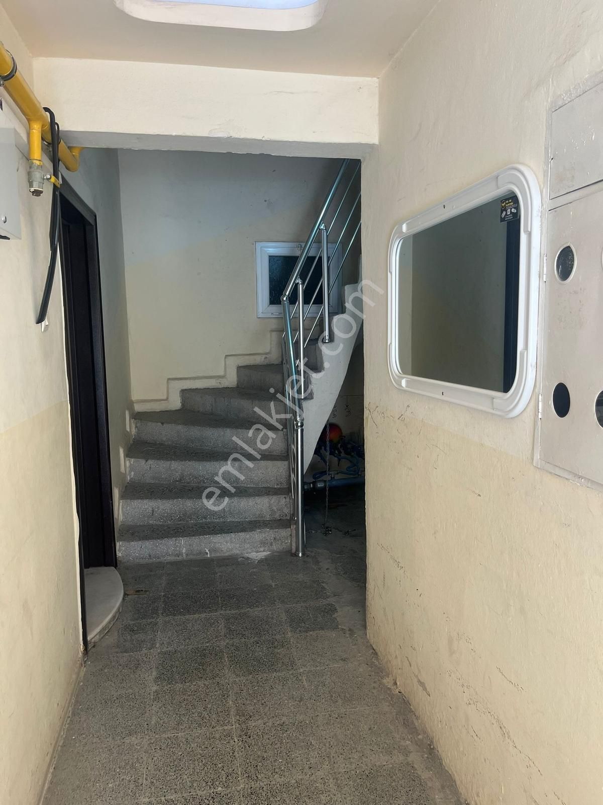 Jasse'den Buca Merkezi Konumda Çift Cephe 3+1 Satılık Daire - Görsel 17