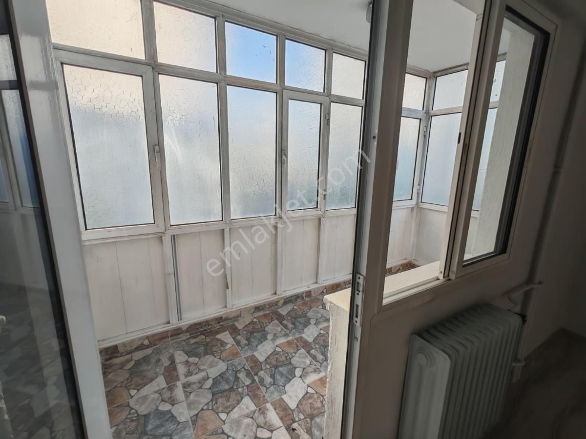 İzmir Bayraklı Osmangazi Site İçerisinde 3+1 Kiralık Daire - Görsel 14