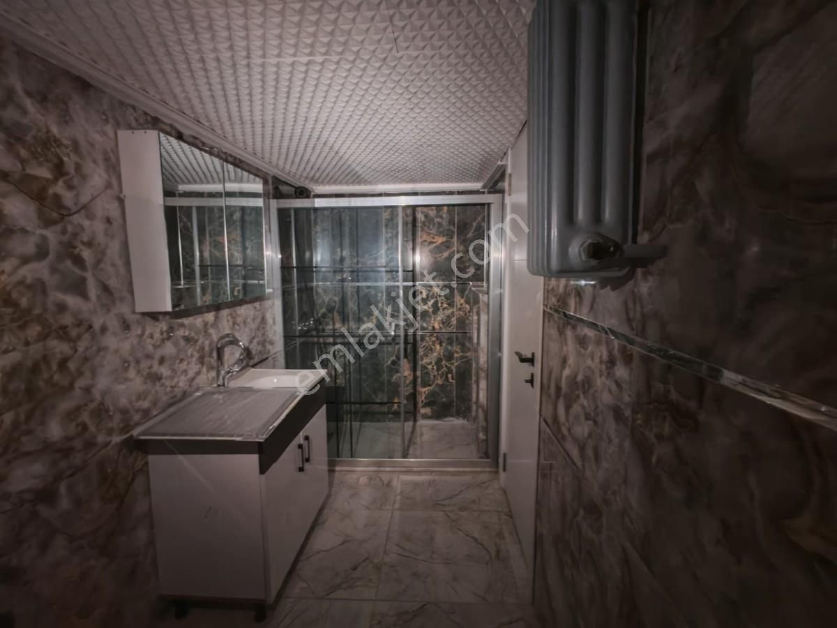 İzmir Bayraklı Osmangazi Site İçerisinde 3+1 Kiralık Daire - Görsel 12