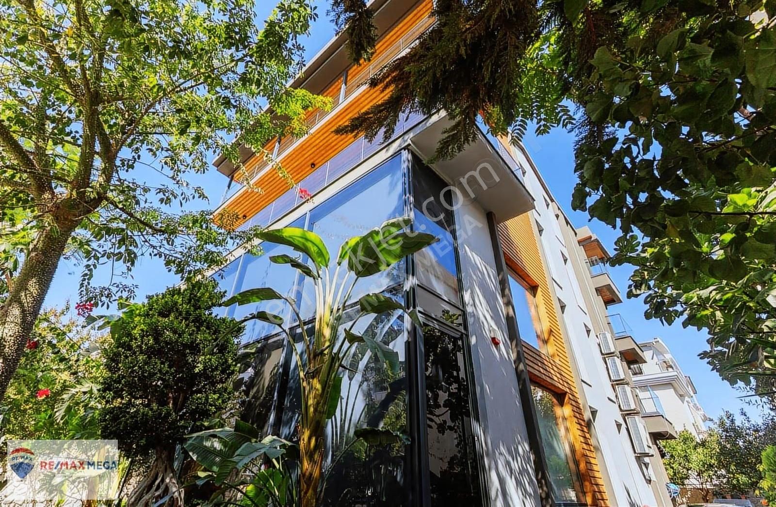 Konyaaltı'nda Denize 400 M Mesafede Müstakil Villa Deniz Görür - Görsel 35