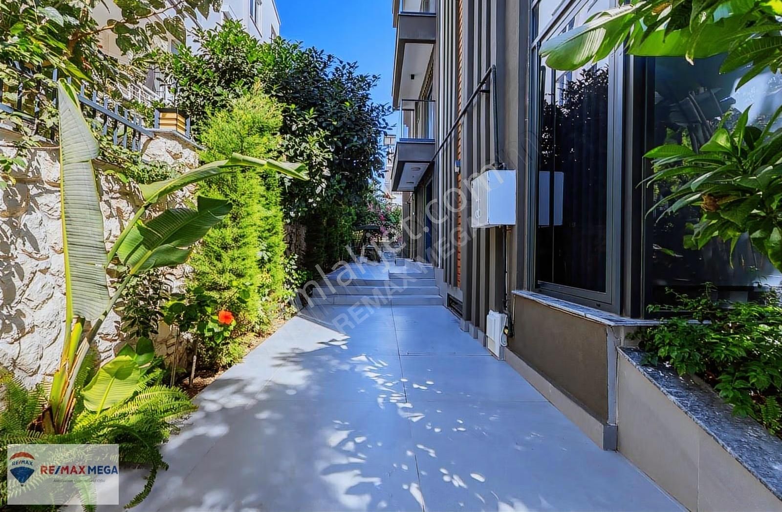 Konyaaltı'nda Denize 400 M Mesafede Müstakil Villa Deniz Görür - Görsel 11