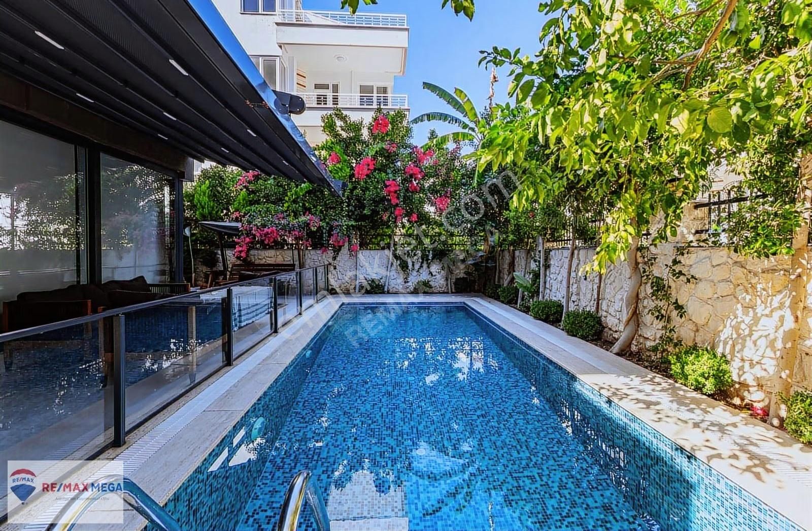 Konyaaltı'nda Denize 400 M Mesafede Müstakil Villa Deniz Görür - Görsel 3