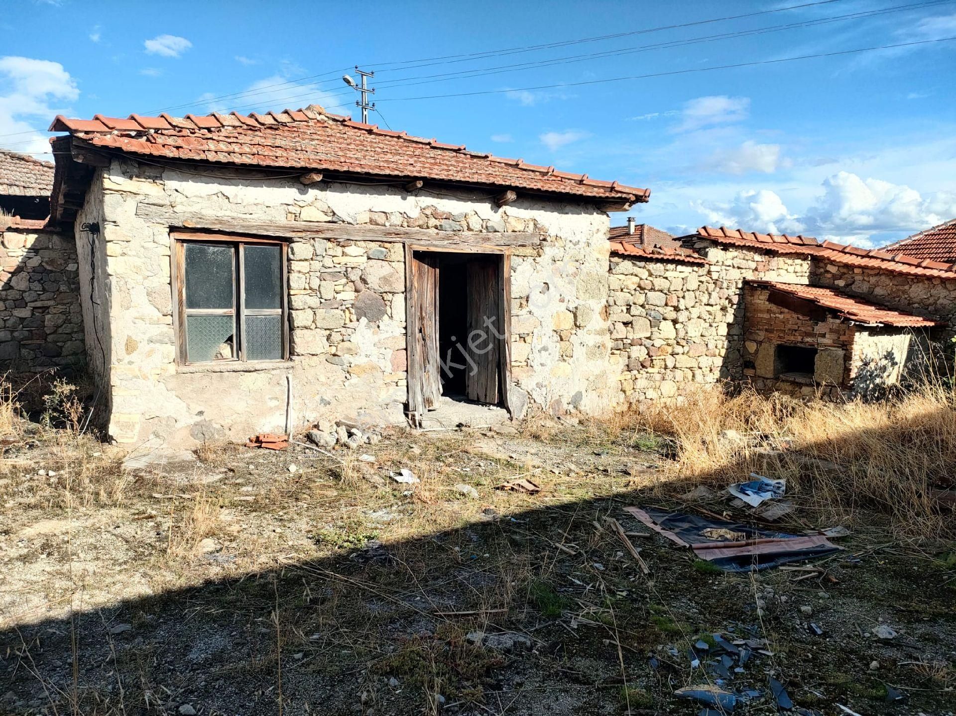 Bergama Ahmetbeyler Mahallesinde Satılık Köy Evi - Görsel 20