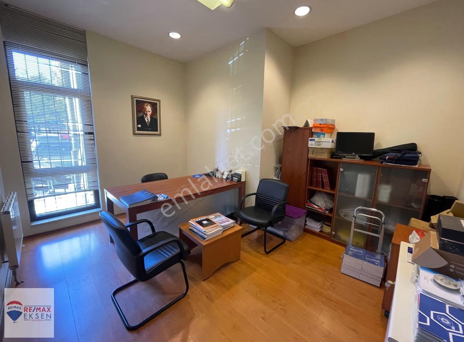 Kozyatağı Stfa Bloklarında Çok Merkezi Giriş Katı 200 M2 Ofis - Görsel 27