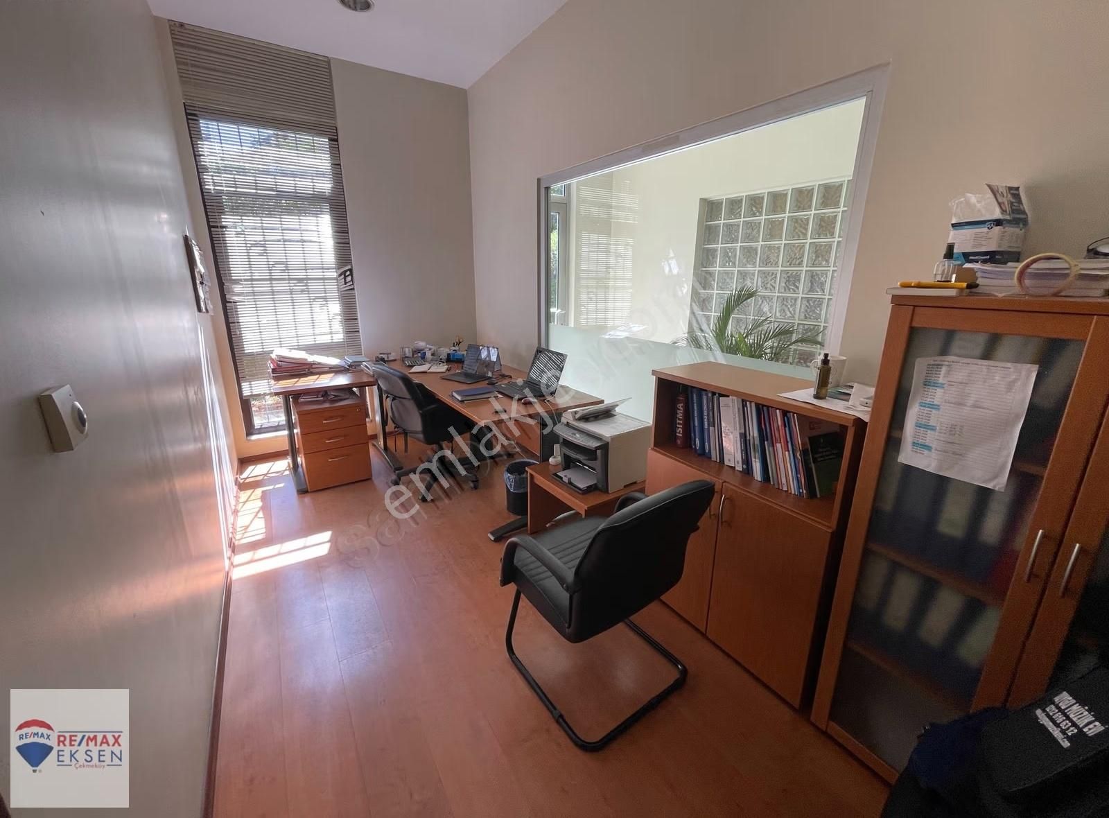 Kozyatağı Stfa Bloklarında Çok Merkezi Giriş Katı 200 M2 Ofis - Görsel 19