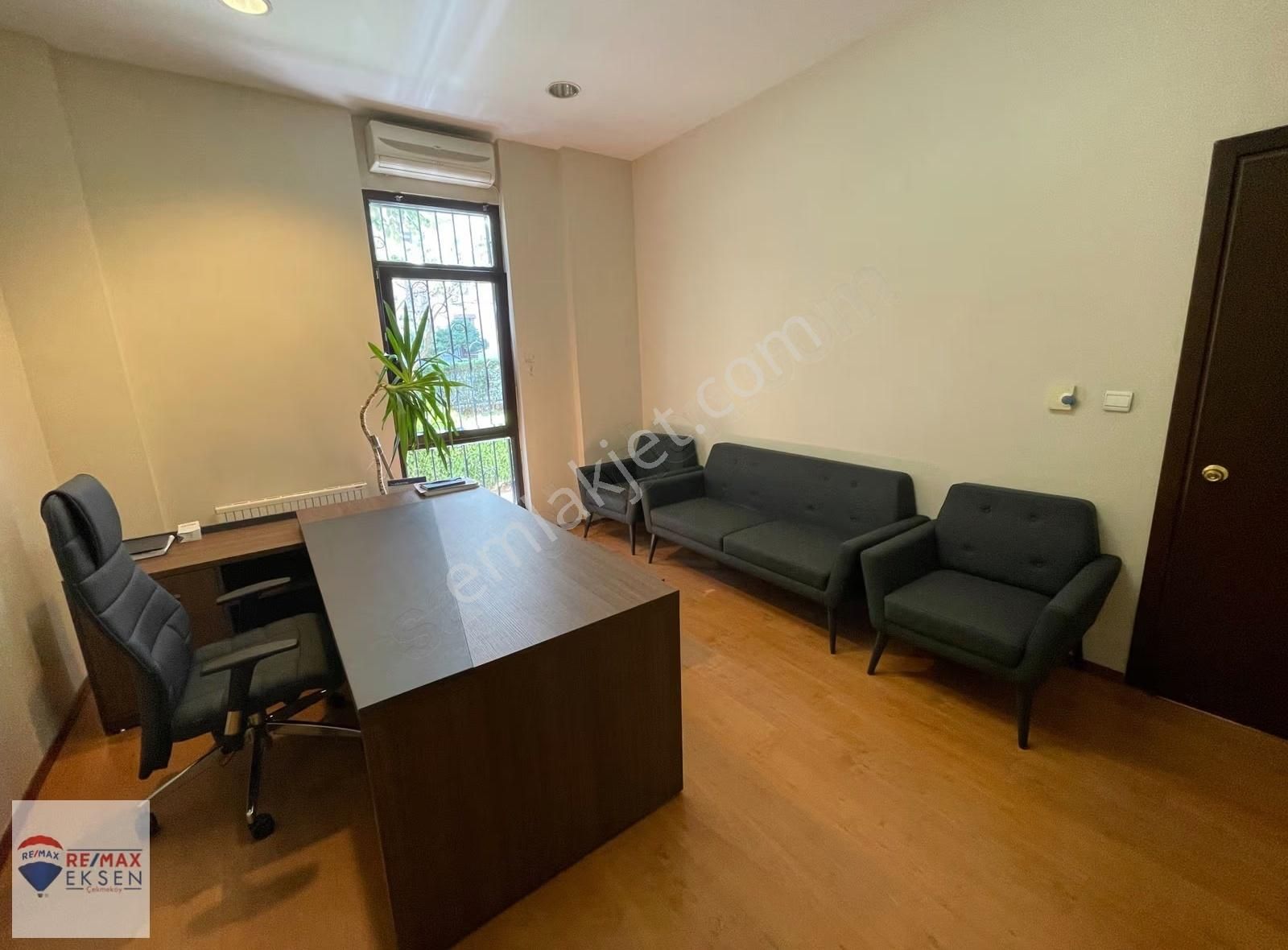 Kozyatağı Stfa Bloklarında Çok Merkezi Giriş Katı 200 M2 Ofis - Görsel 8