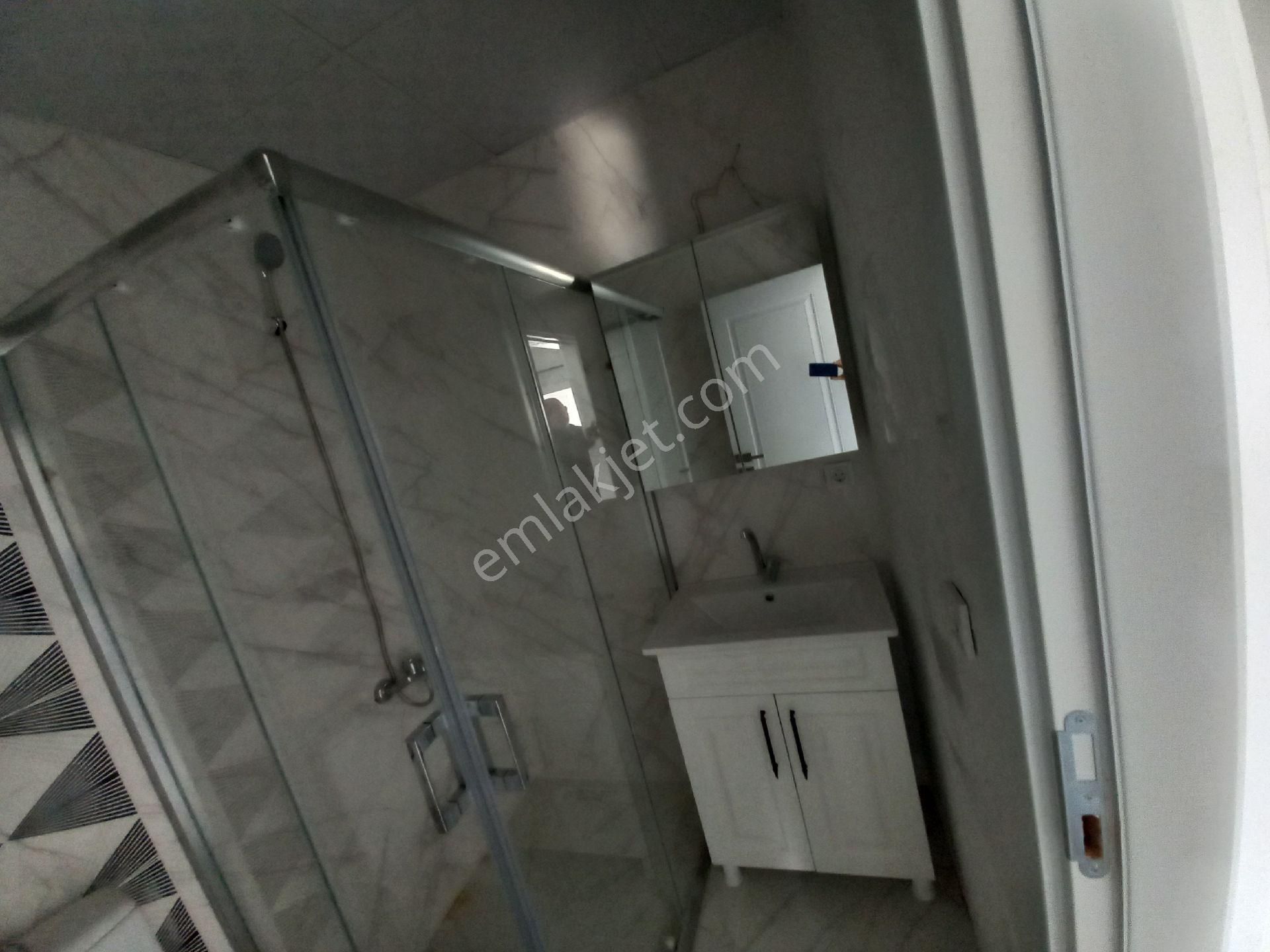 Altınovada Satılık Sıfır 3+1 - Görsel 19