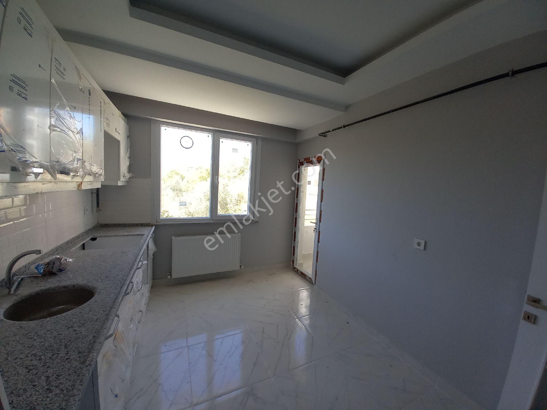 Altınovada Satılık Sıfır 3+1 - Görsel 24