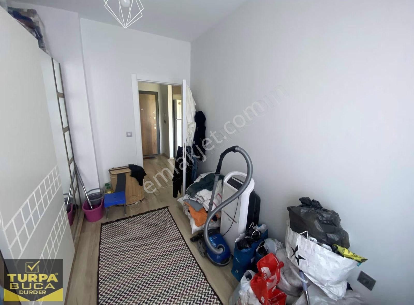 Yaşam Vadisi'nde Havuz Cephe 2 Balkonlu Arakat Daire Fırsatı!!! - Görsel 4