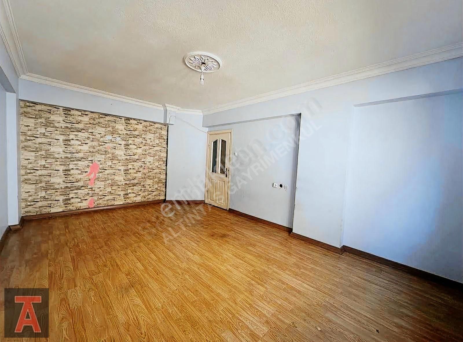 Piyade Mah'de Stasyon Caddesi Yakını Yüksek Giriş Daire - Görsel 10