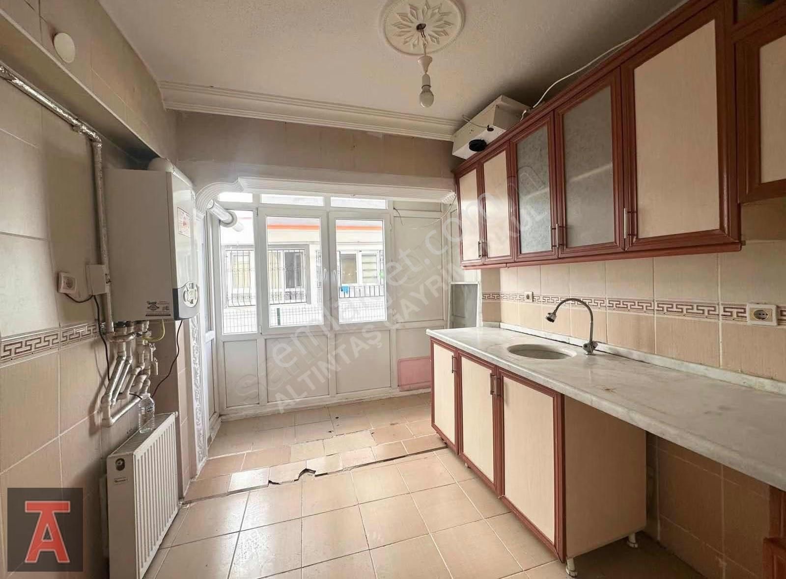 Piyade Mah'de Stasyon Caddesi Yakını Yüksek Giriş Daire - Görsel 9