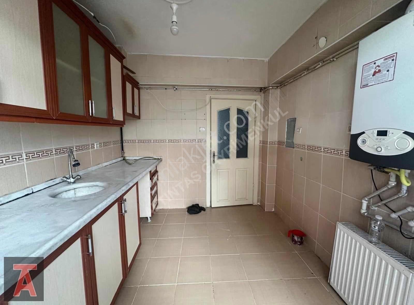 Piyade Mah'de Stasyon Caddesi Yakını Yüksek Giriş Daire - Görsel 12