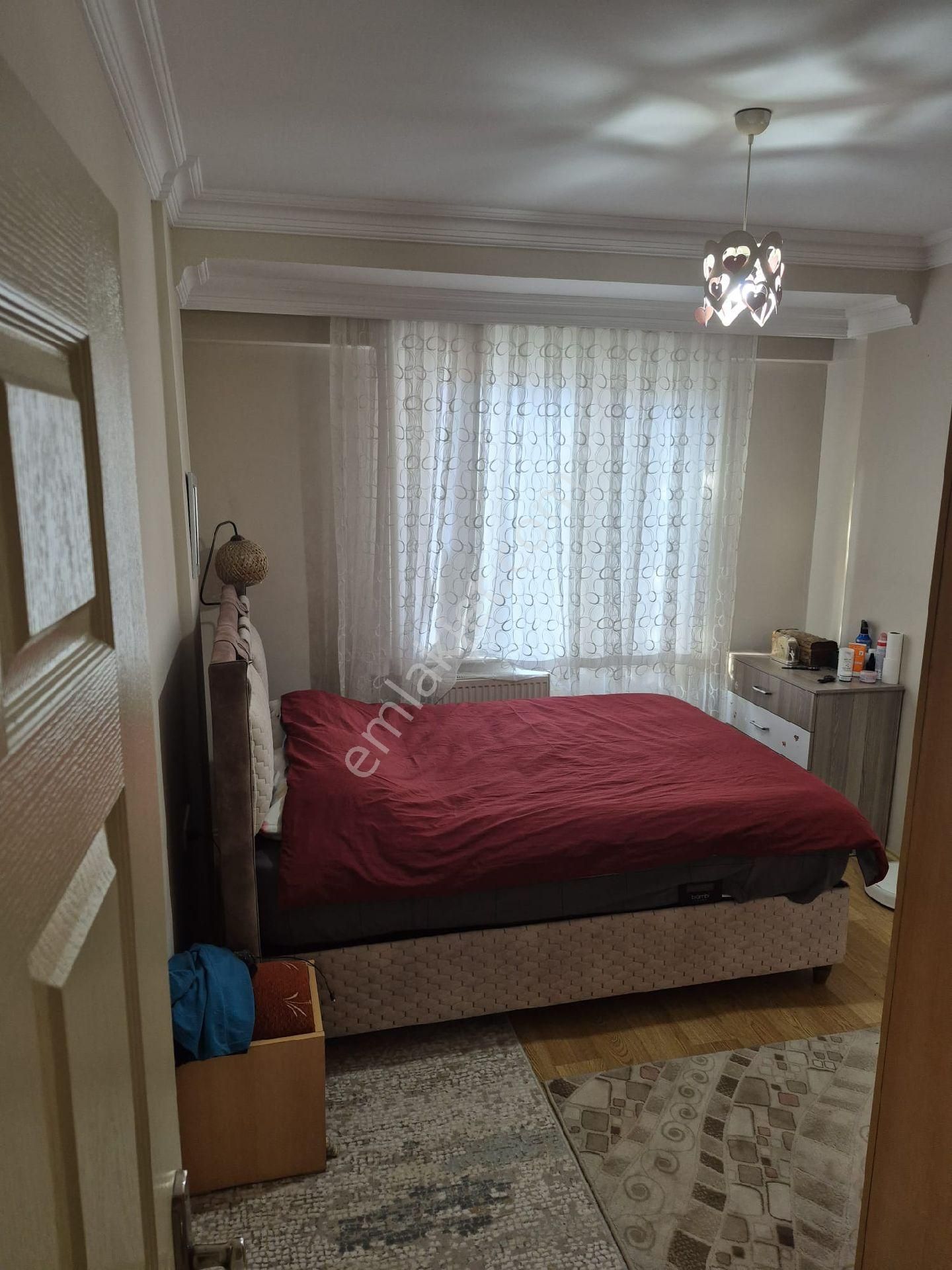 Cumhuriyet Mahallesinde 105 Evlerde Ataparka Yakın Arakat Daire Satılık - Görsel 7