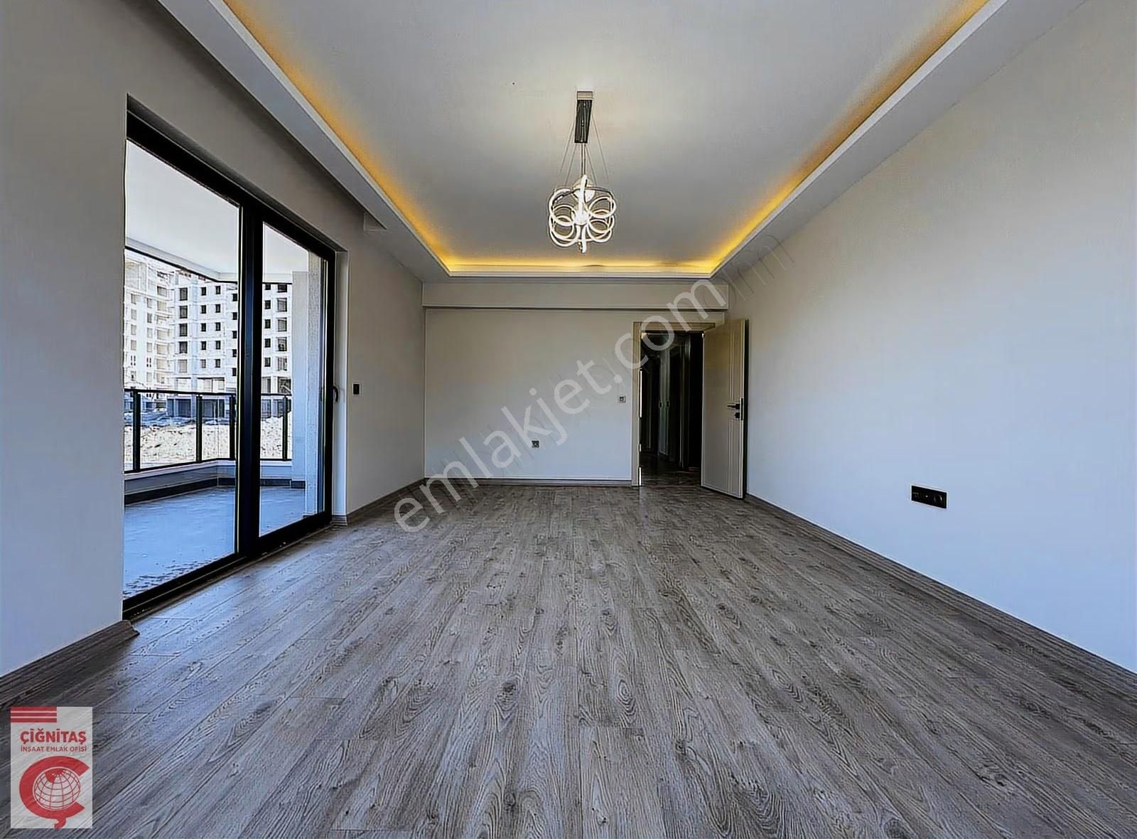 Çiğnitaş Emlak'tan Lüx Modern Sitede Acil Satılık 1+1 Fırsat !!! - Görsel 4