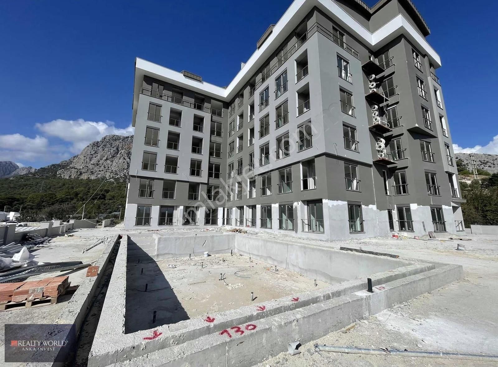 Realty World Anka Sarısu Devlet Hastane Karşısı Lüks Havuzlu 3+1 - Görsel 25