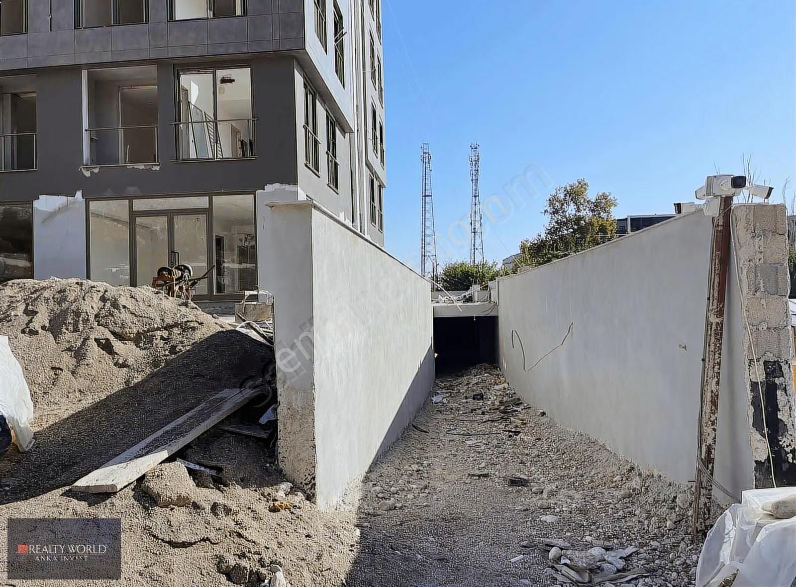 Realty World Anka Sarısu Devlet Hastane Karşısı Lüks Havuzlu 3+1 - Görsel 18