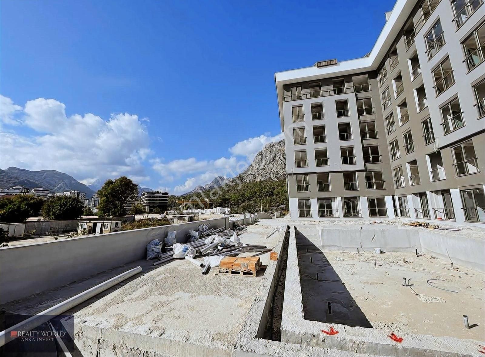 Realty World Anka Sarısu Devlet Hastane Karşısı Lüks Havuzlu 3+1 - Görsel 11