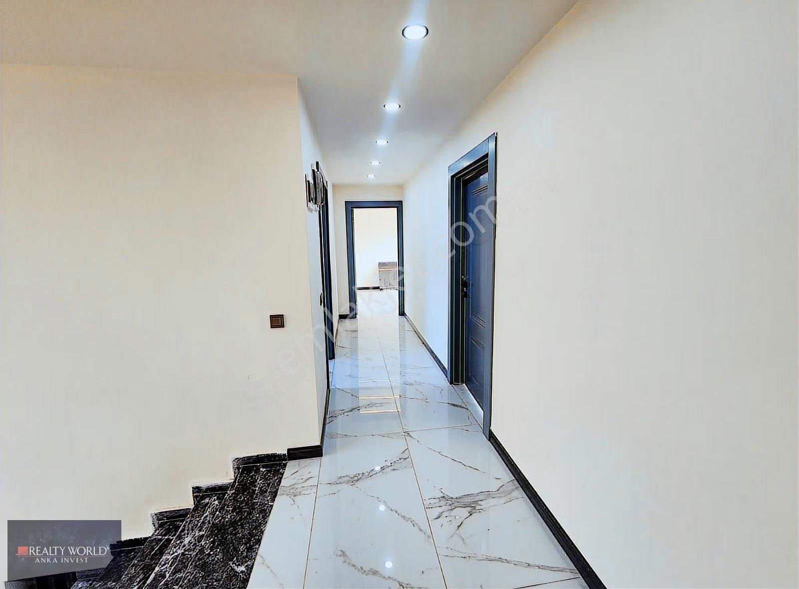 Realty World'den Düzlerçamında 4+1 Lüks Villa - Görsel 23