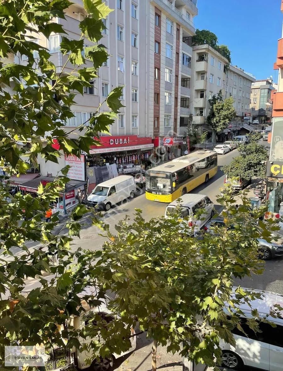 Cadde Üstü Eşyalı 2+1 Daire - Görsel 20