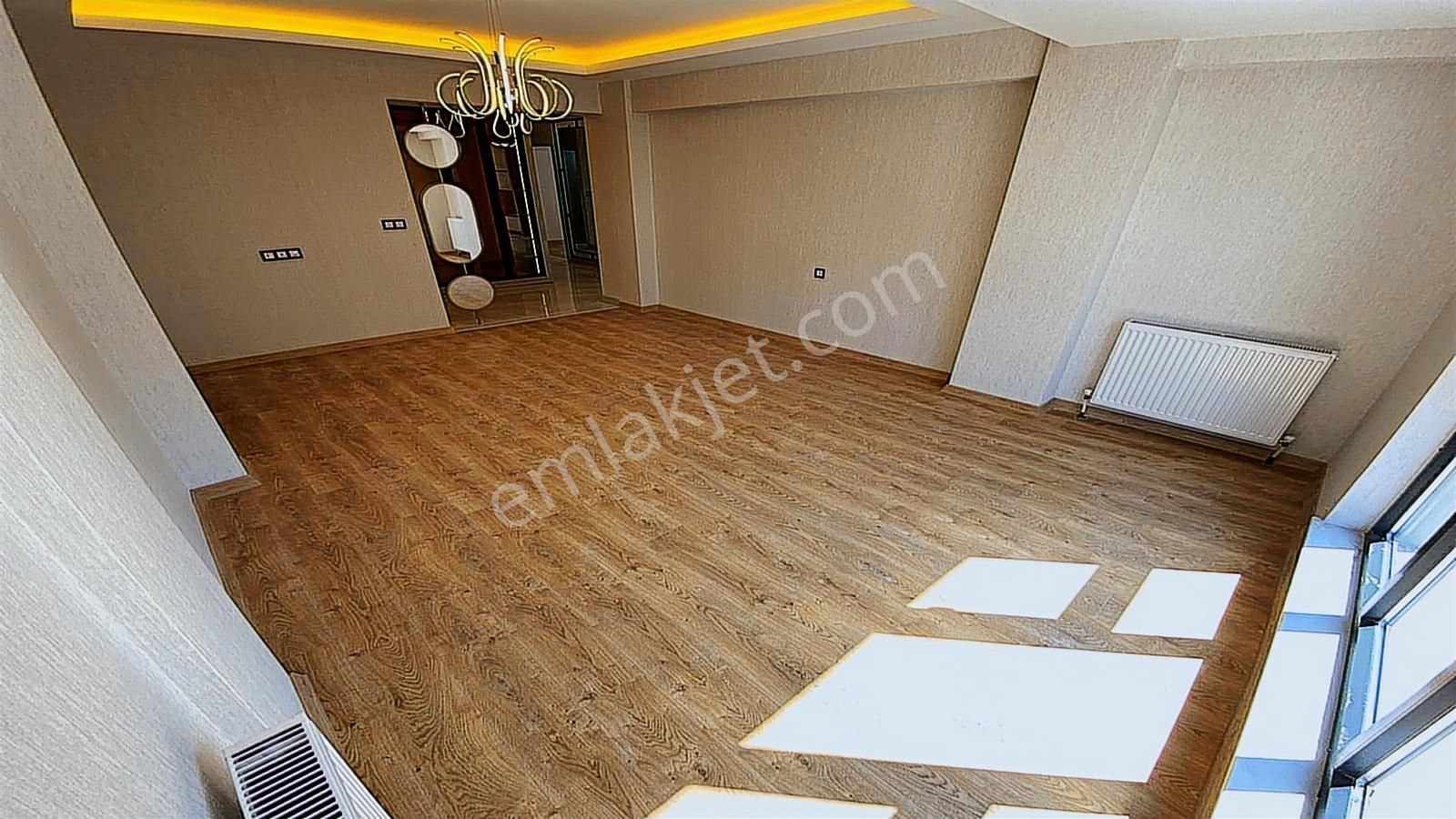 Yenikent Emlak'tan Mükemel İşçilikli Süper Lüks Daire - Görsel 33