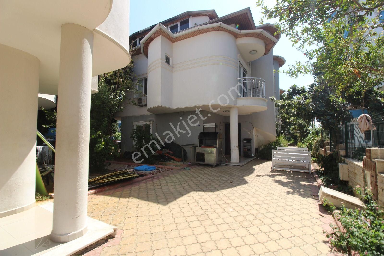 Common Pointden Satılık Telatiye Denize Yakın İkizvilla - Görsel 30