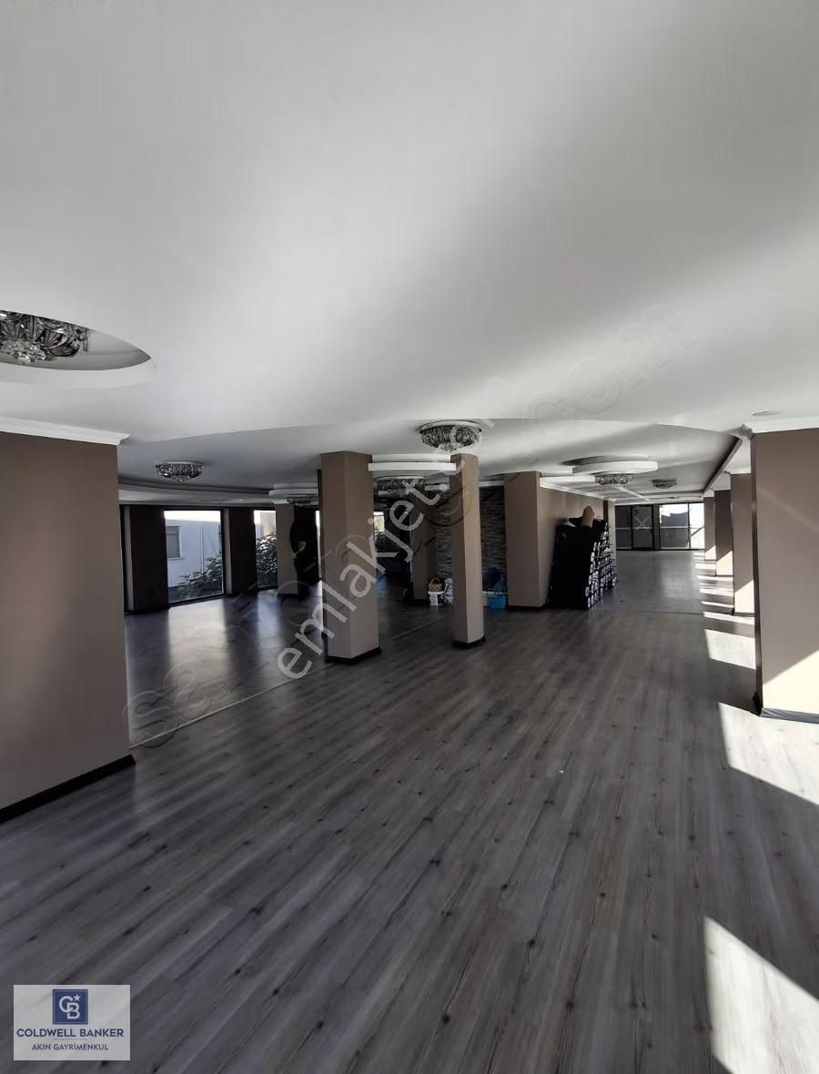 Sancaktepe Kemal Türkler Mahallesinde Cadde Üstü Satılık Dükkan - Görsel 4