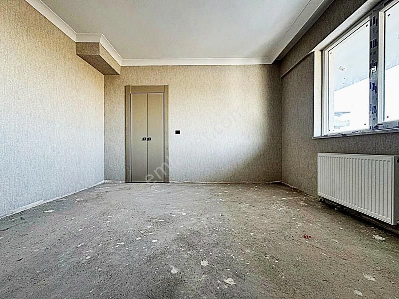 Yenikent Emlak'tan 3+1 Süper Giyinme Odalı Satılık Lüx Daire - Görsel 2