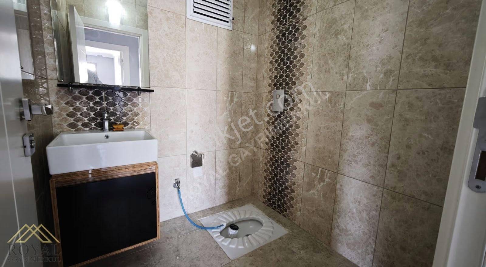 Trabzon Kaşüstü Merkez - Tuğra Elit - 10. Kat 4+1 Lüks Daire - Görsel 34