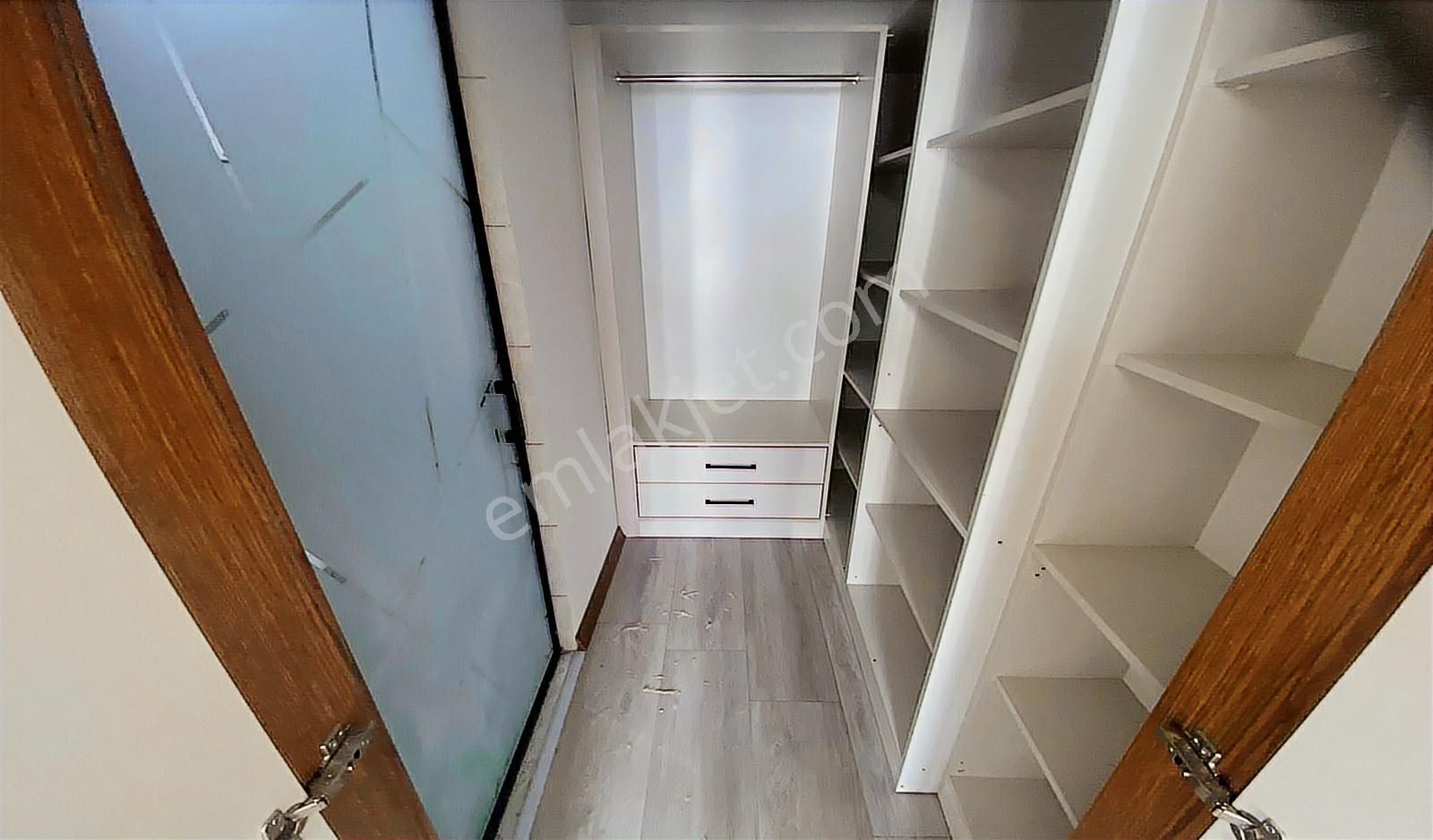 Yenikent Emlak'dan Okullar Bölgesinde 3+1 Ultra Geniş Kullanışlı - Görsel 5