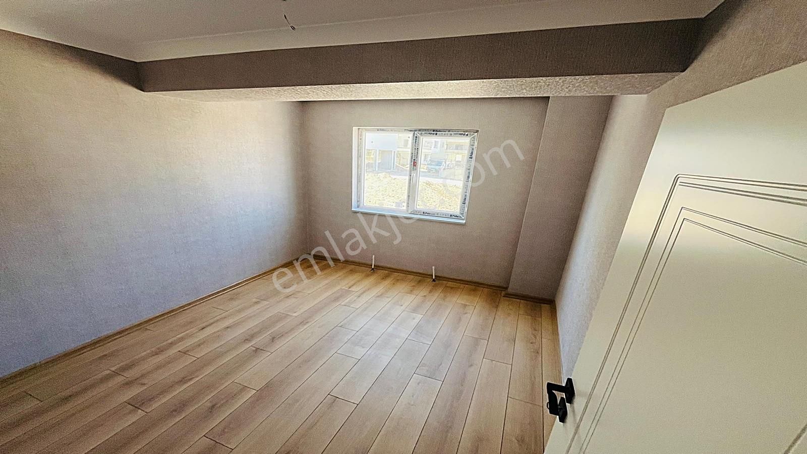 Yenikent Emlak'tan Süper Lüx Uygun Fiyatlı Merkezi Konumda 3+1 - Görsel 28