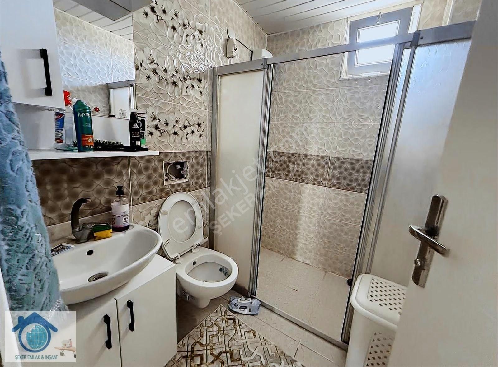 Ilıcada Satılık Köşe 2+1 Eşyalı Çatılı Merkezi Konumda Daire - Görsel 7