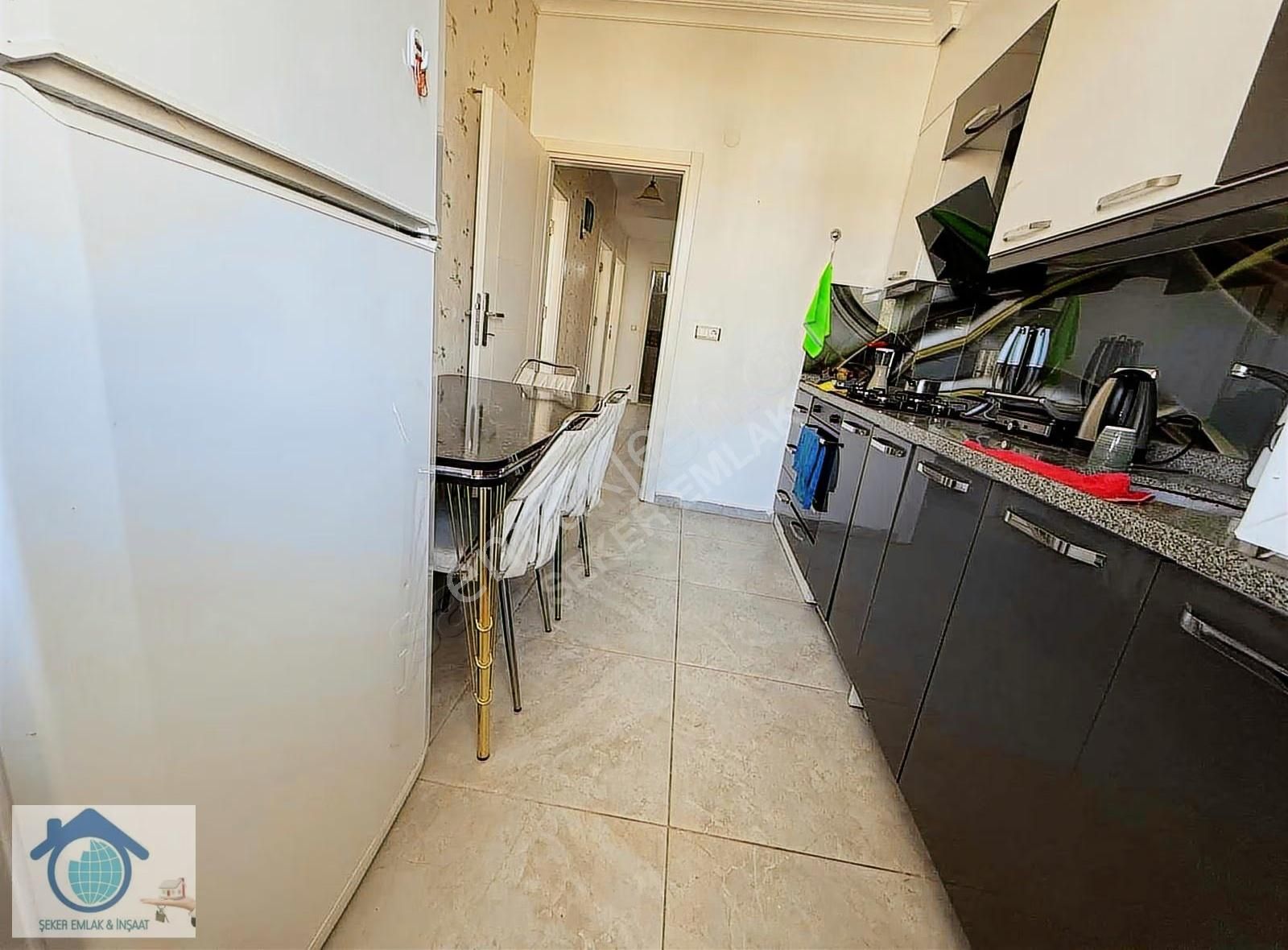 Ilıcada Satılık Köşe 2+1 Eşyalı Çatılı Merkezi Konumda Daire - Görsel 8