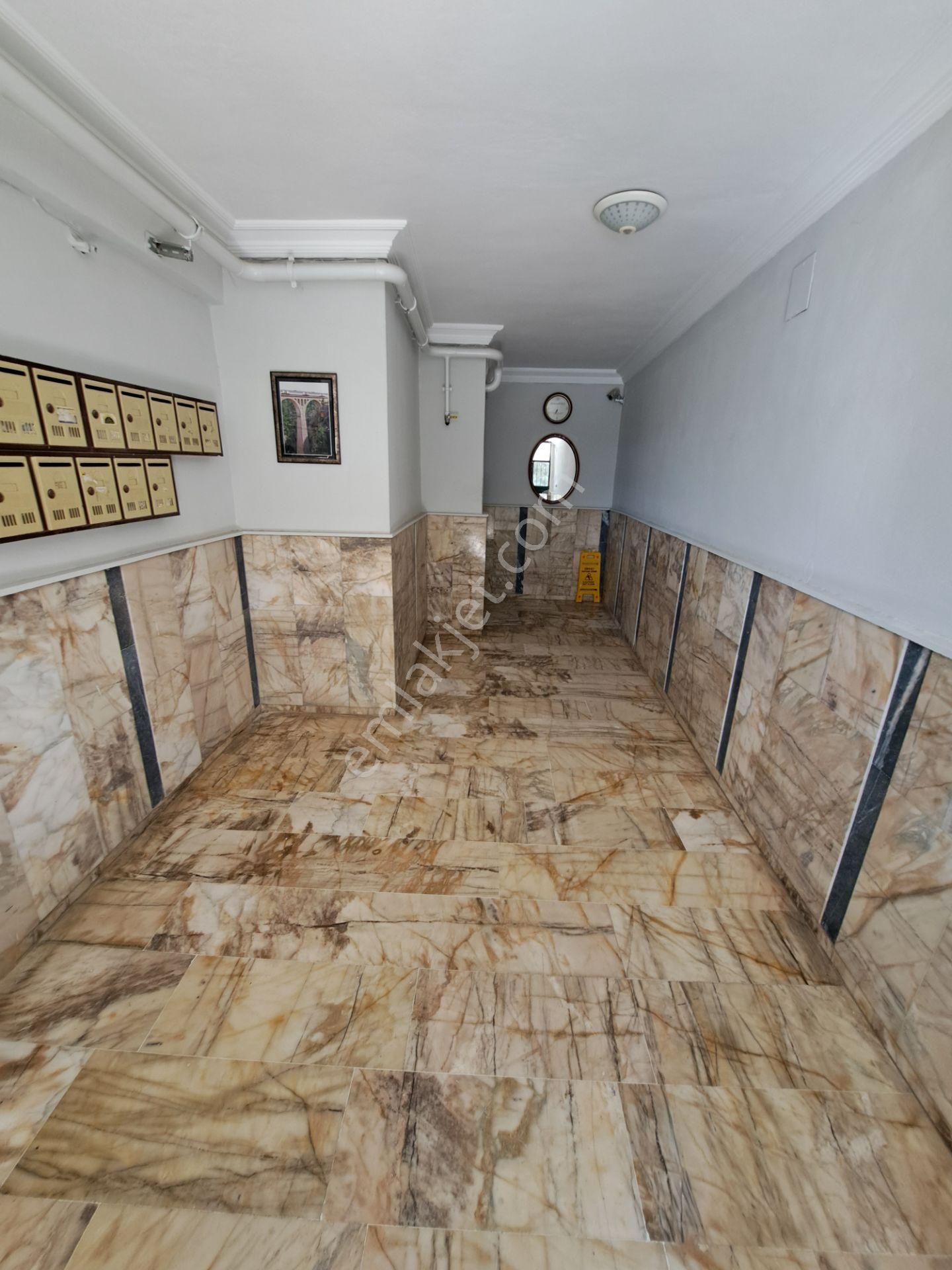 Yurt Mahallesi Satılık 3+1 175m Kombili Hasarsız Masal Parkı Civarında Masrafsız Daire - Görsel 20