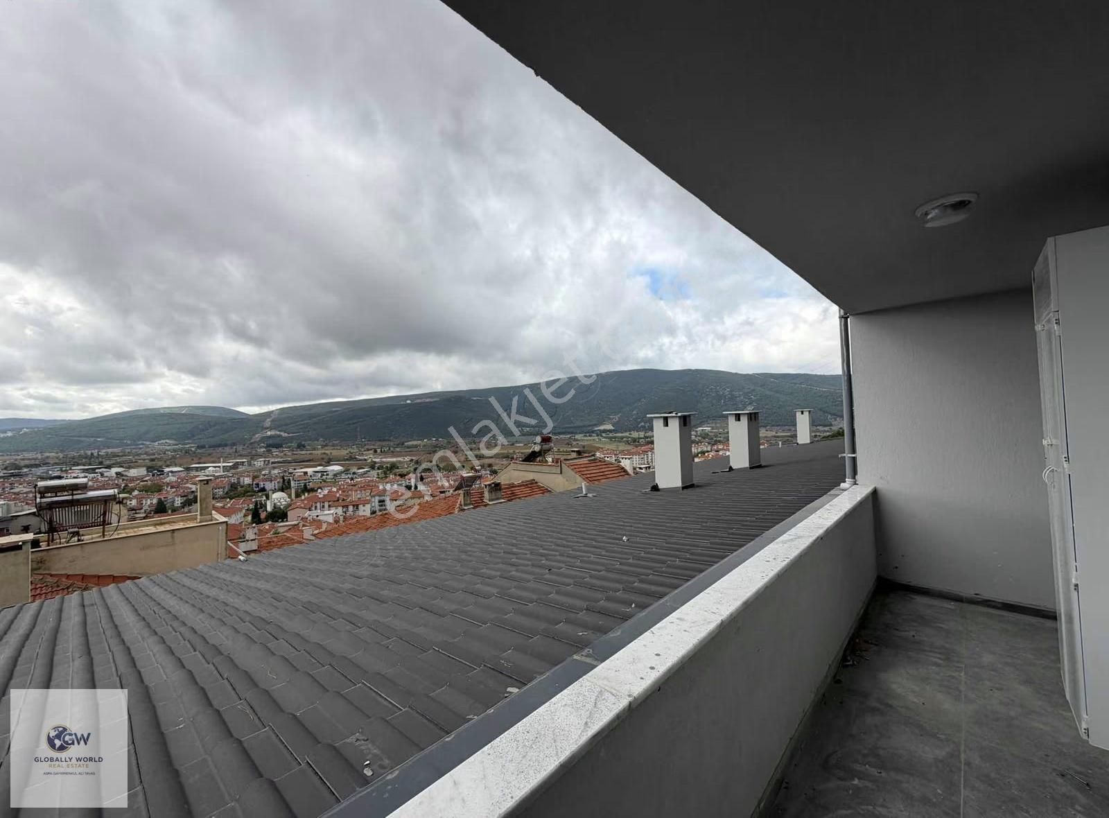 Akyol'da Panaromik Muğla Manzaralı Sıfır Daire - Görsel 13