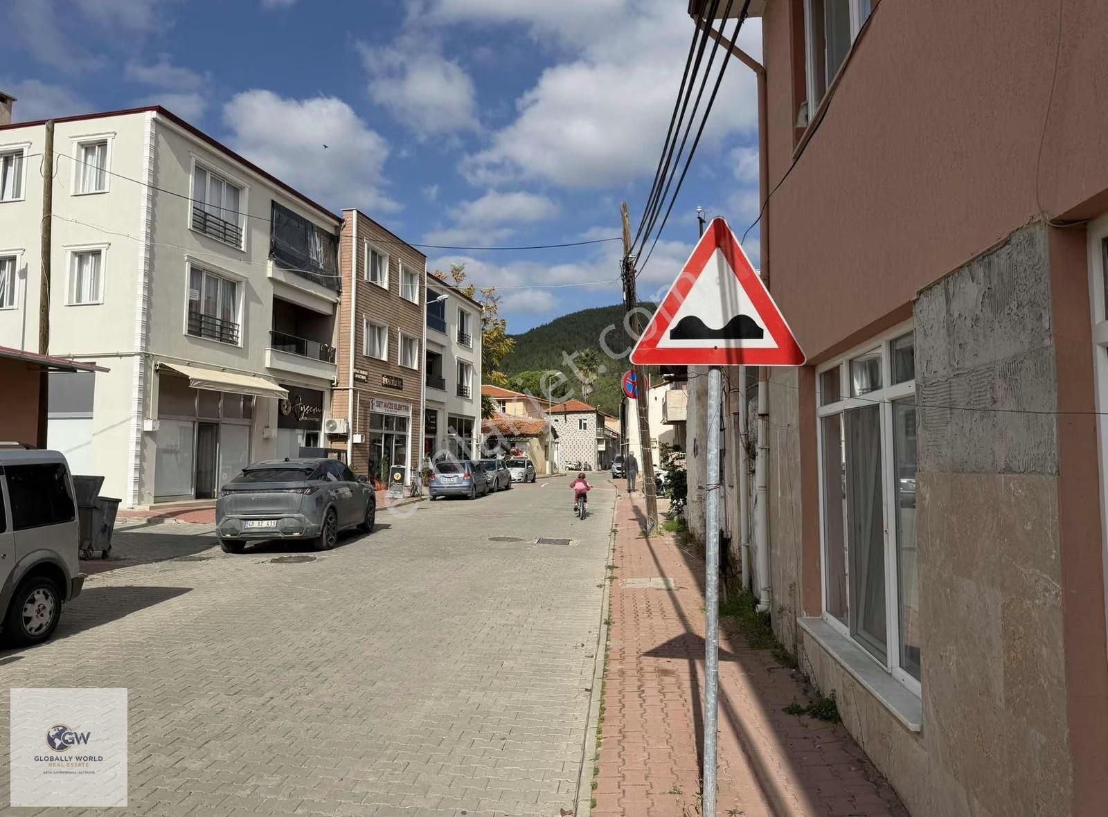 Ula Çarşıda Ofis Olabilecek Satılık Daire - Görsel 6