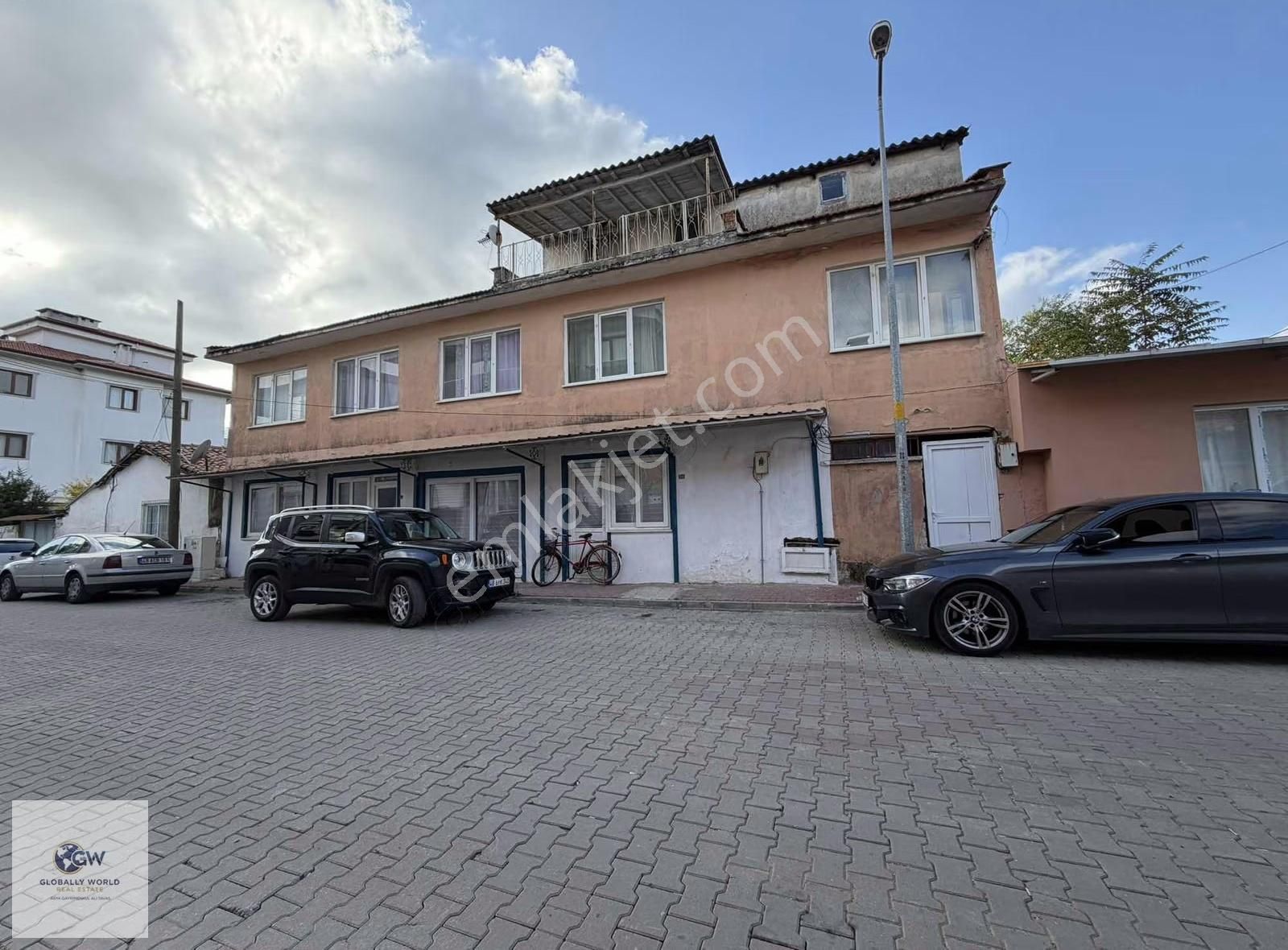 Ula Çarşıda Ofis Olabilecek Satılık Daire - Görsel 4