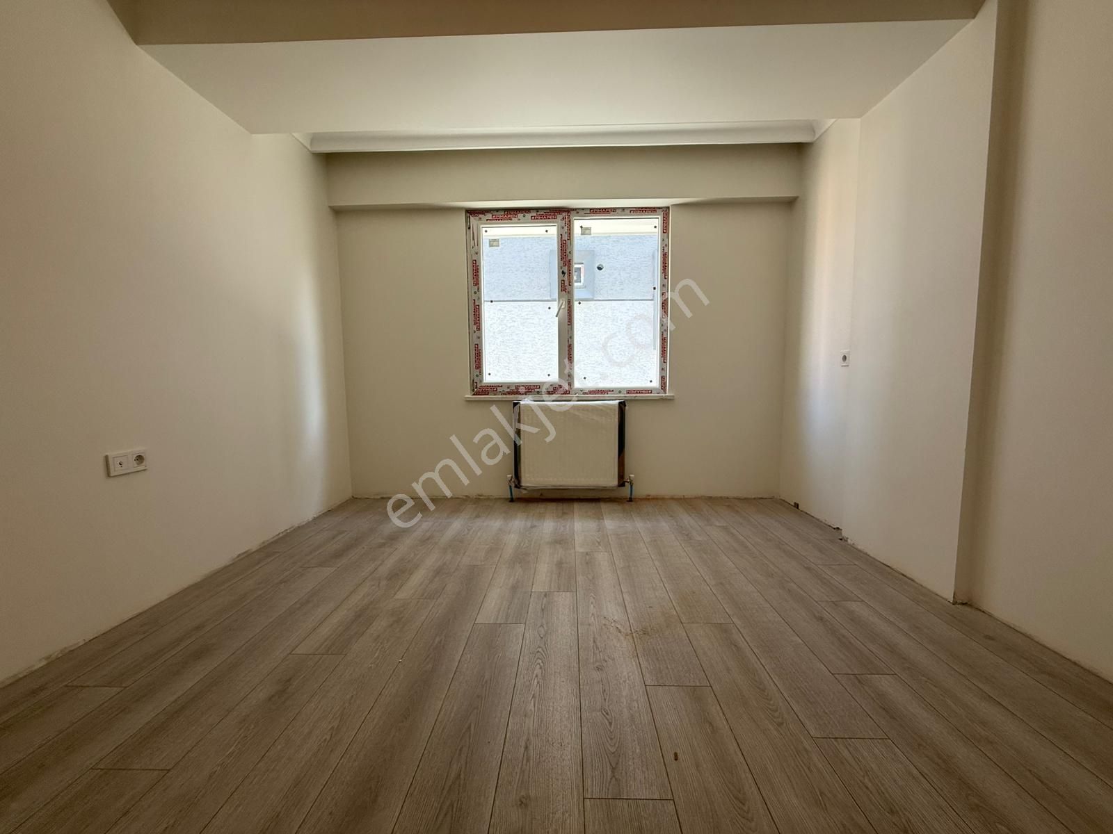 İstanbul House'dan B.evler'de Sıfır Binada 2+1 Ön Cephe Ara Kat - Görsel 8