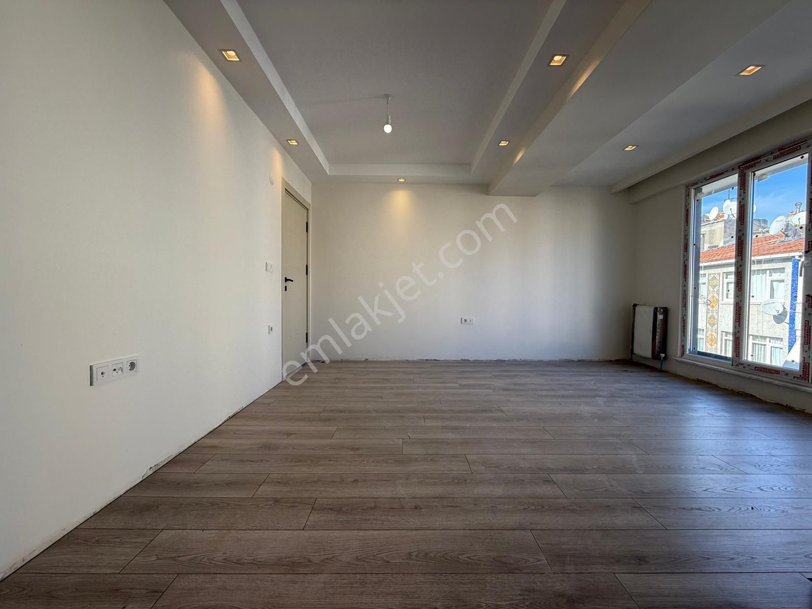 İstanbul House'dan B.evler'de Sıfır Binada 2+1 Ön Cephe Ara Kat - Görsel 5