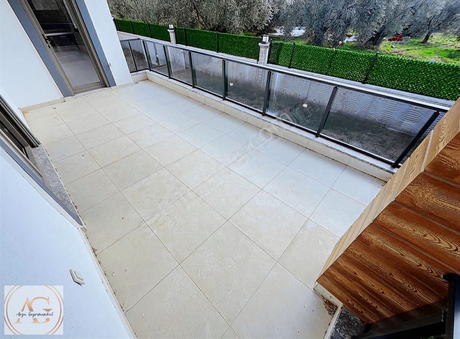 Arya'dan Narlı'da Dağ Ve Deniz Manzralı 4+1 Villa - Görsel 6