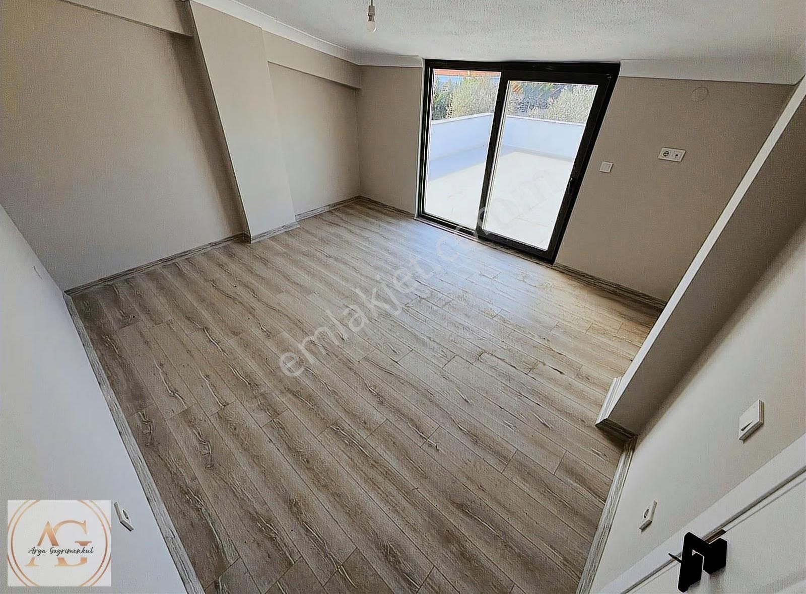 Arya'dan Narlı'da Dağ Ve Deniz Manzralı 4+1 Villa - Görsel 22