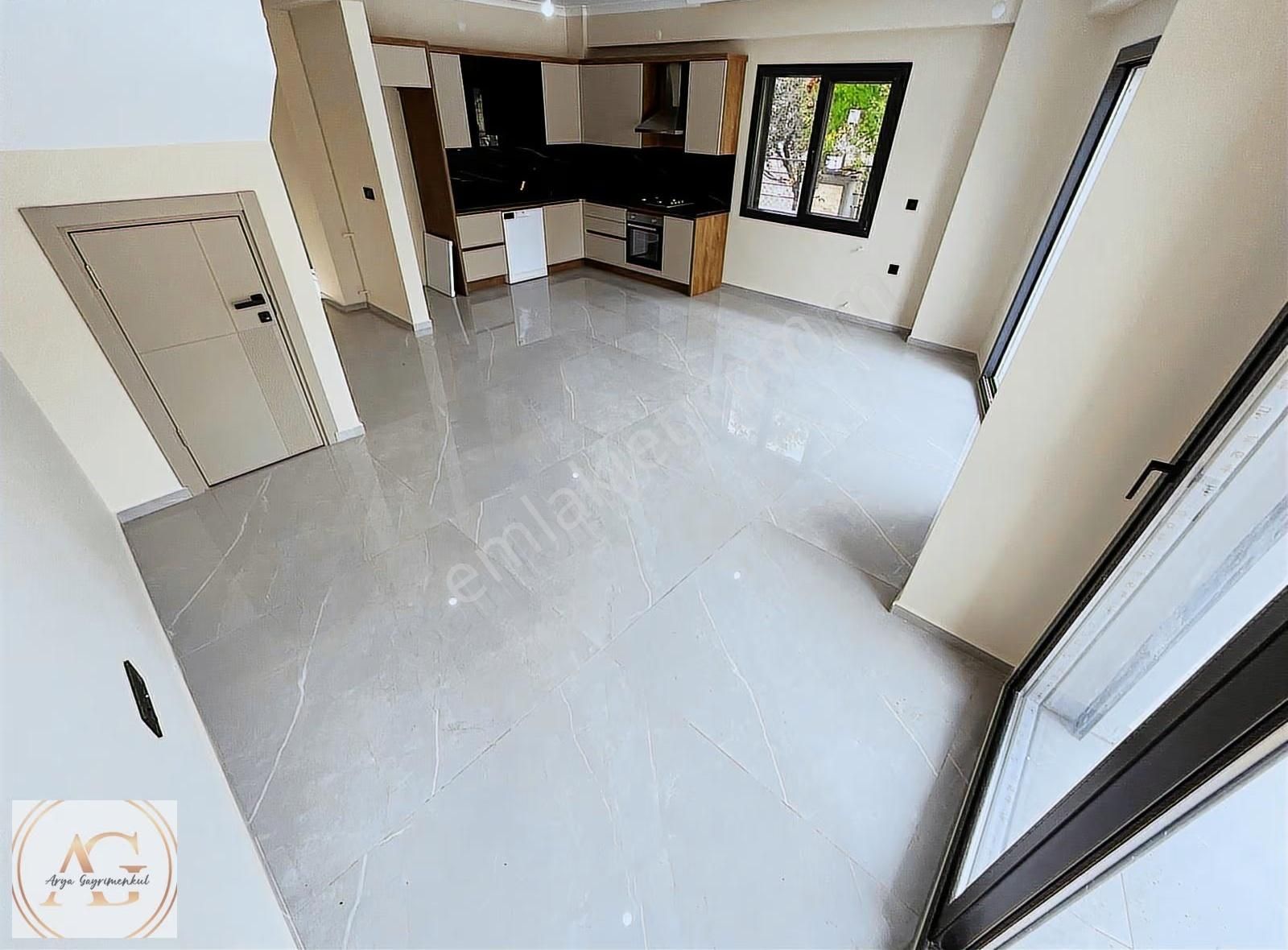 Arya'dan Altınoluk Merkez'de Denize 300 Metre 4+1 Villa - Görsel 20