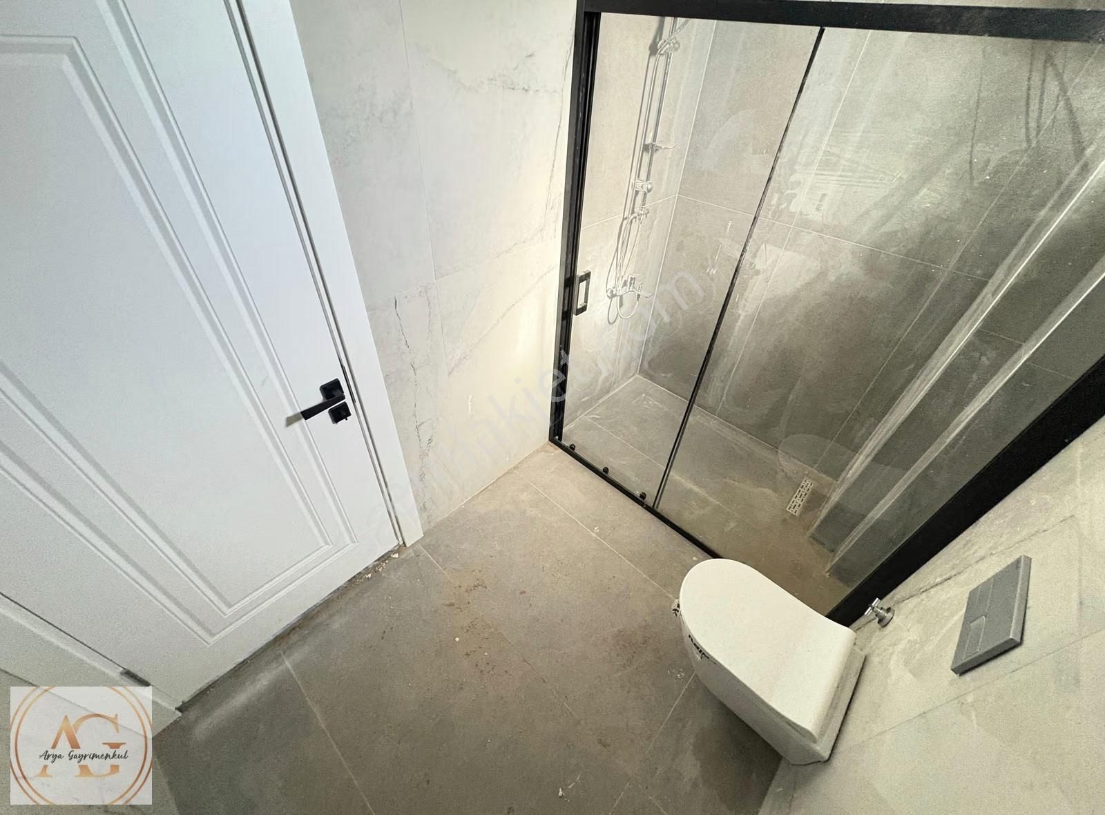 Arya'dan Geniş Büyük Bahçeli Havuzlu 3+1 Müstakil Villa - Görsel 15