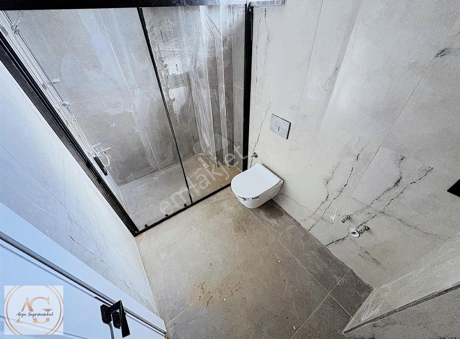 Arya'dan Geniş Büyük Bahçeli Havuzlu 3+1 Müstakil Villa - Görsel 7